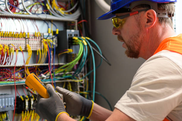 Best Electrical Outlet Repair  in Flushing, MI